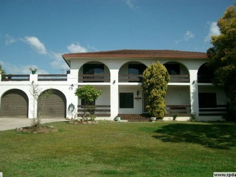 2 Lawson Place, Castle Hill NSW 2154