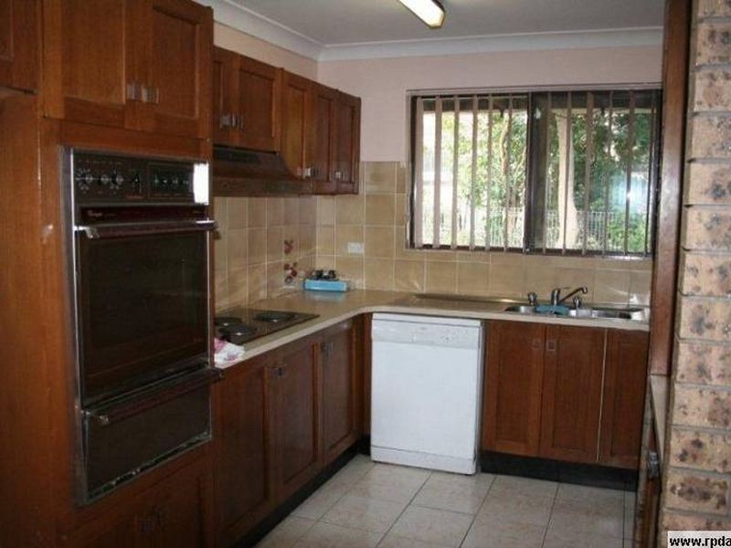 2 Lawson Place, Castle Hill NSW 2154