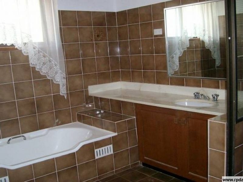 2 Lawson Place, Castle Hill NSW 2154