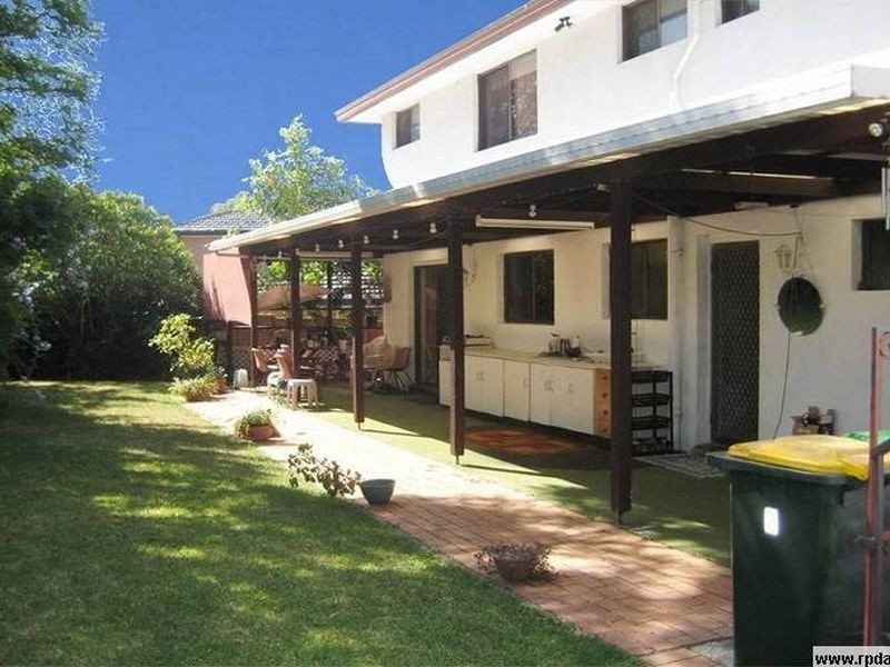 2 Lawson Place, Castle Hill NSW 2154