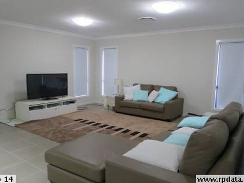 2 Fox Creek Circuit, Kellyville NSW 2155