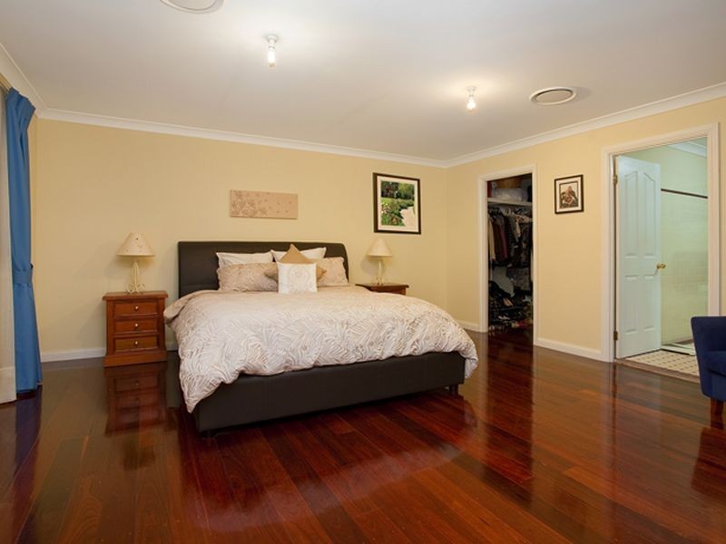 14 Arnold Janssen Dr, Beaumont Hills NSW 2155