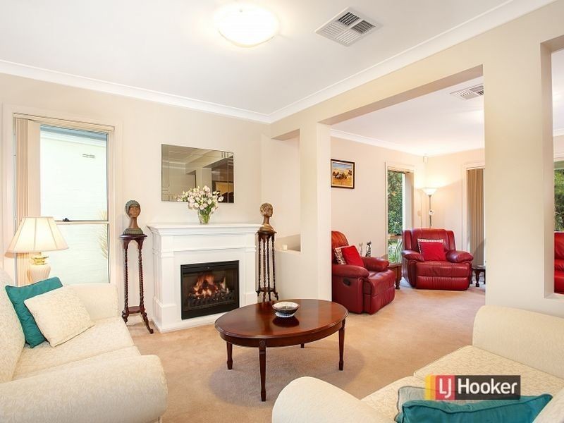 28 Rothbury Tce, Stanhope Gardens NSW 2768