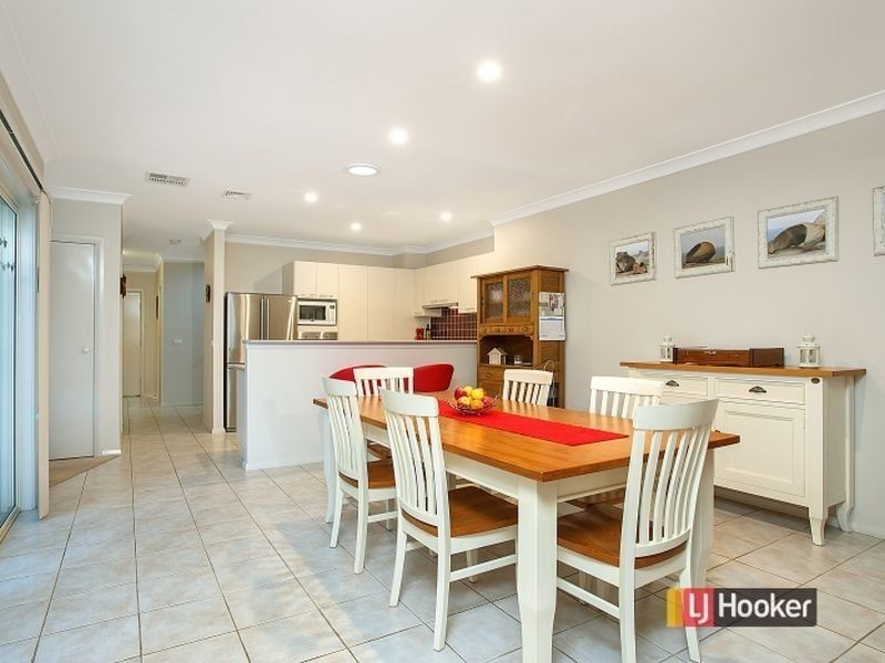 28 Rothbury Tce, Stanhope Gardens NSW 2768