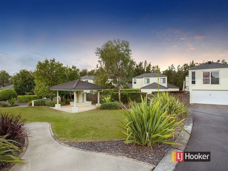 28 Rothbury Tce, Stanhope Gardens NSW 2768