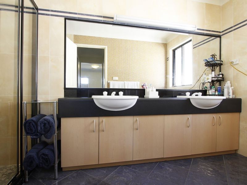 62 Greenhill Drive, Glenwood NSW 2768