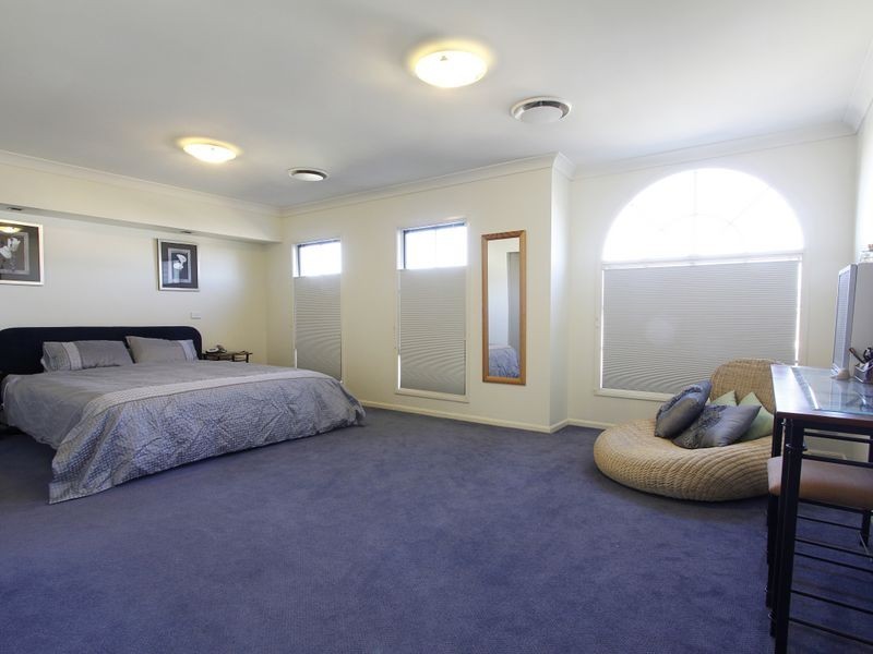 62 Greenhill Drive, Glenwood NSW 2768