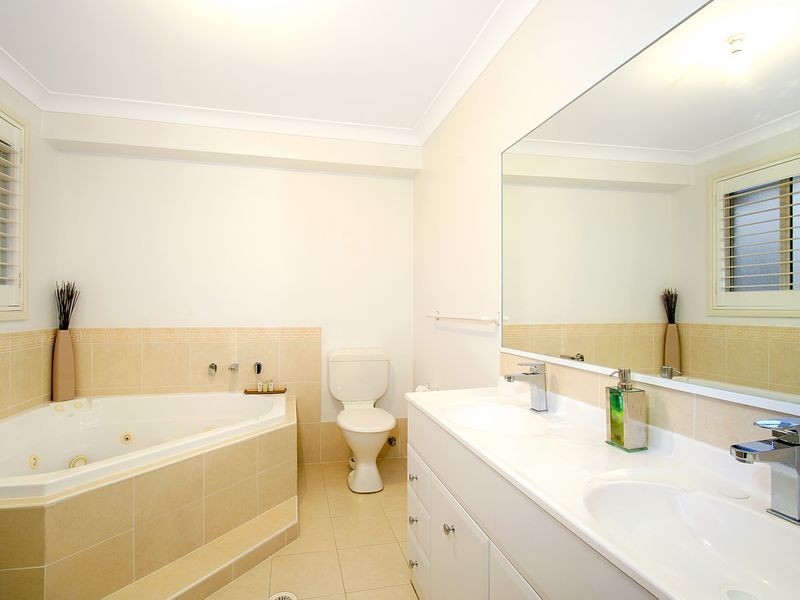 4 Linton Street, Stanhope Gardens NSW 2768