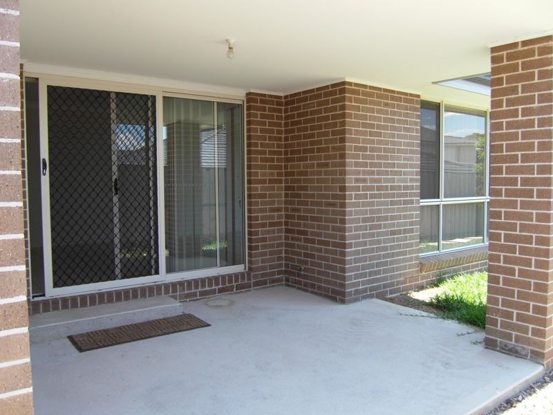 17 Ripple Crescent, The Ponds NSW 2769