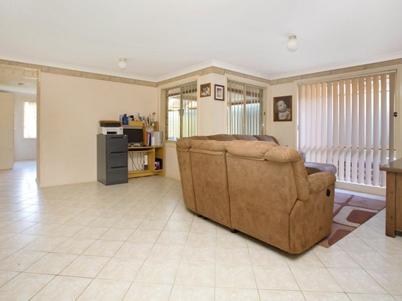 49 Thompson Crescent, Glenwood NSW 2768