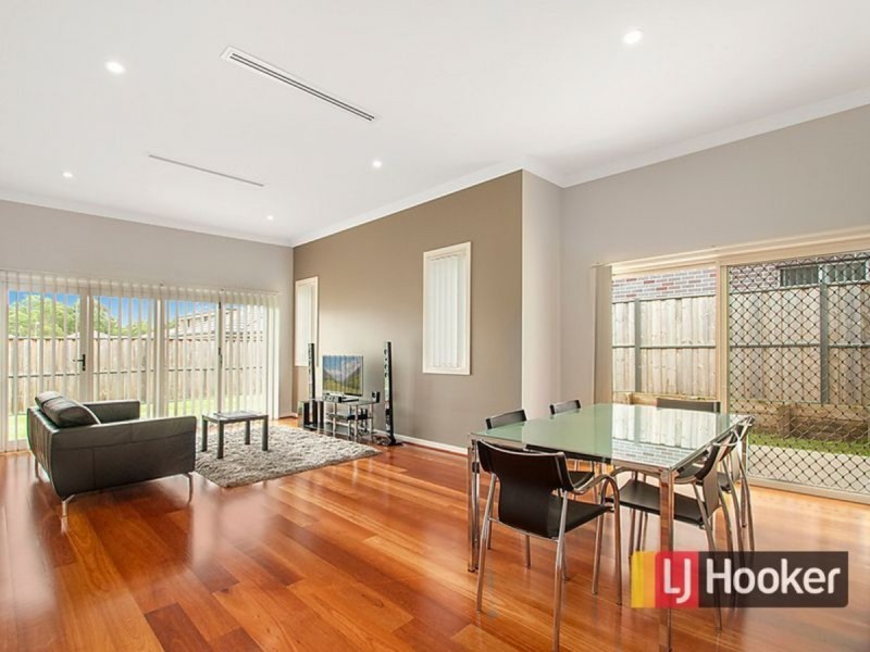 22 Arnold Avenue, Kellyville NSW 2155