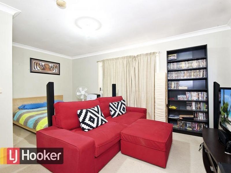 7a Kendall St, Stanhope Gardens NSW 2768