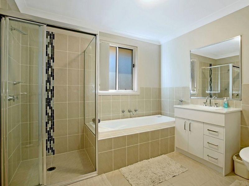 1 Damper Avenue, Beaumont Hills NSW 2155