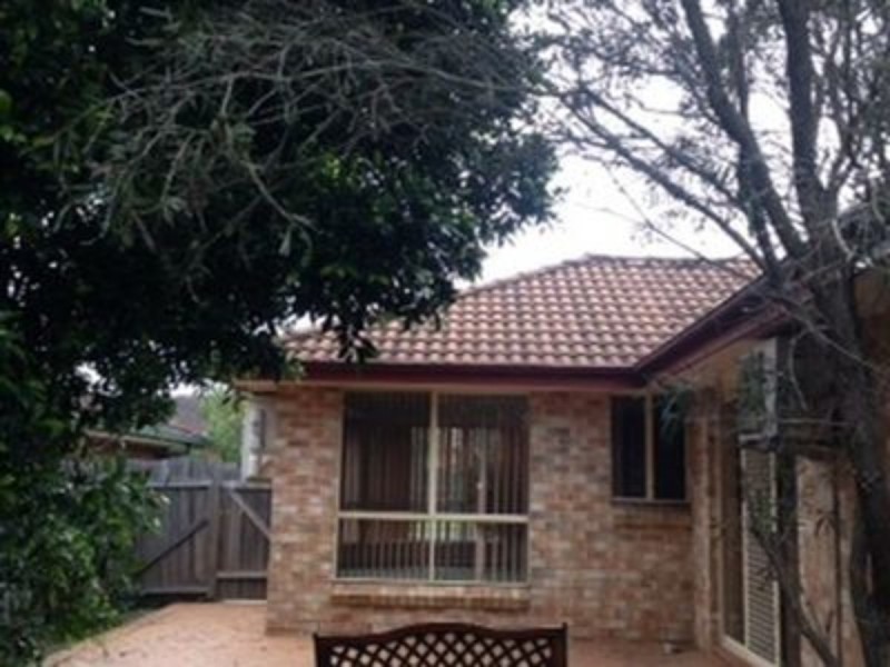 4 Bangalow Place, Stanhope Gardens NSW 2768