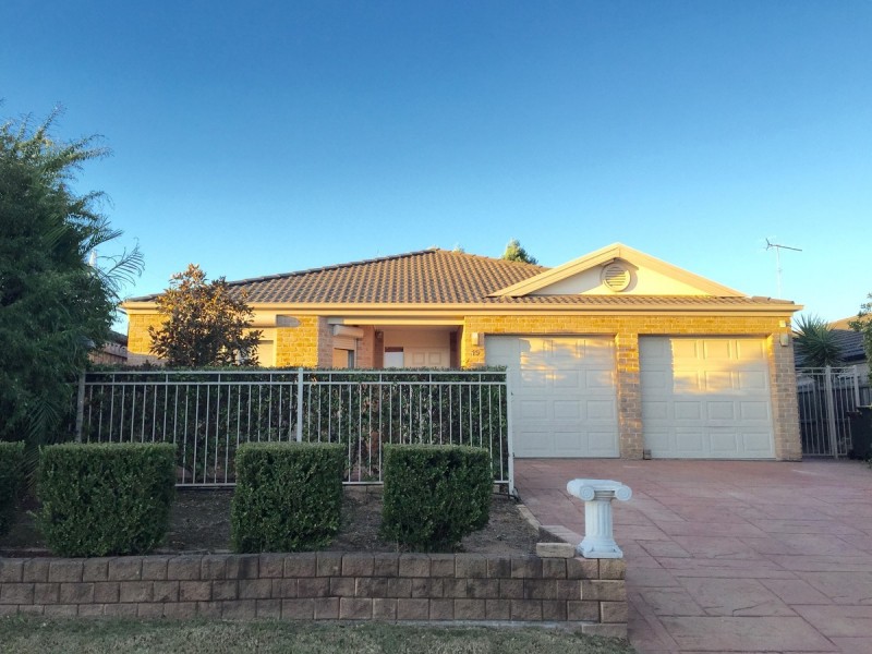 19 Weeroona Place, Rouse Hill NSW 2155
