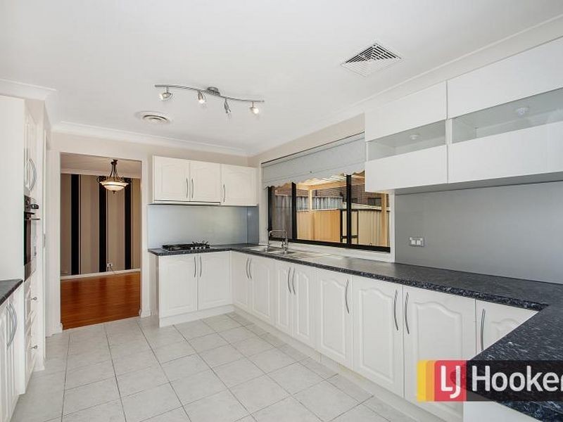 48 Brampton Drive, Beaumont Hills NSW 2155