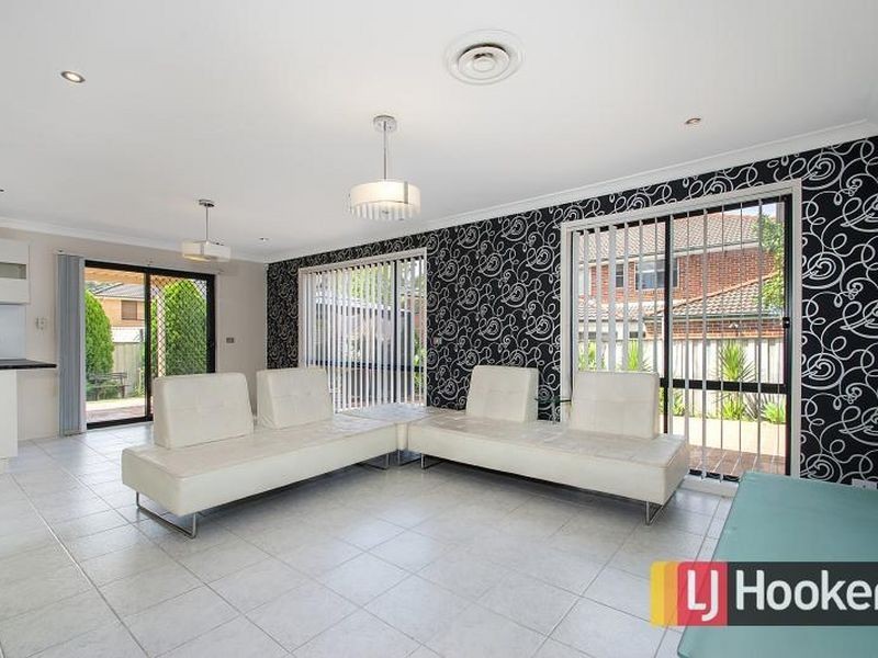 48 Brampton Drive, Beaumont Hills NSW 2155