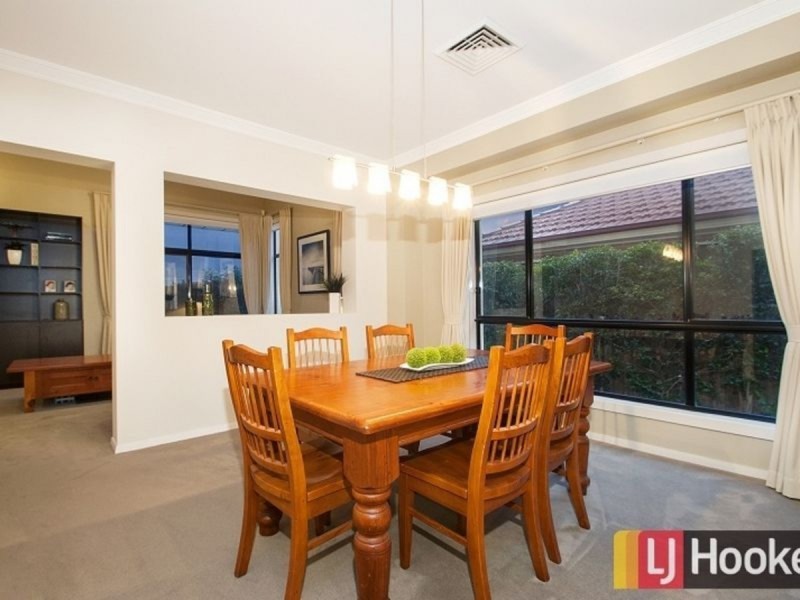 24 Woodward Avenue, Stanhope Gardens NSW 2768