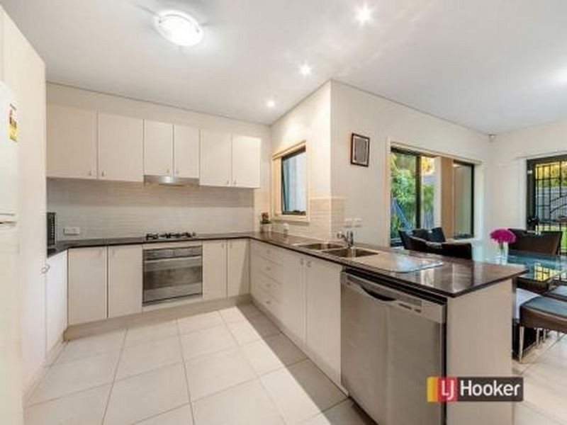 19 Hayle Terrace, Stanhope Gardens NSW 2768