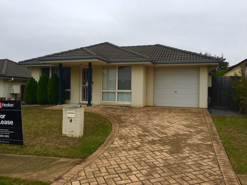 4 Oldbury Street, Stanhope Gardens NSW 2768