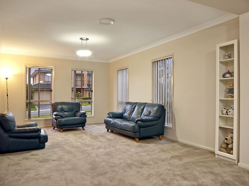 8 Linton Street, Stanhope Gardens NSW 2768