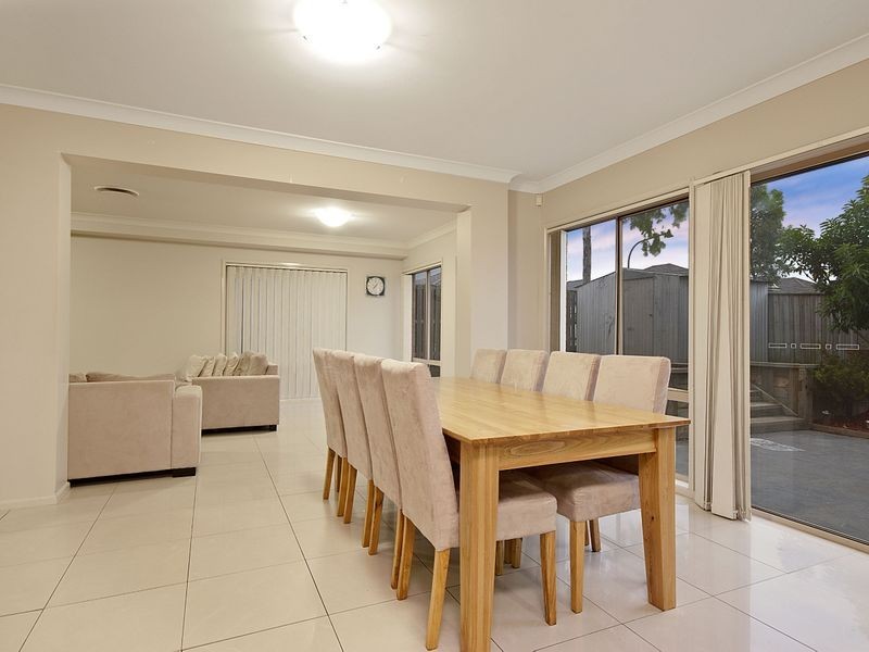 8 Linton Street, Stanhope Gardens NSW 2768
