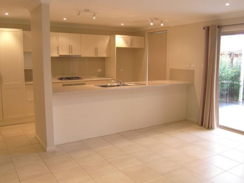 12 Ashtead Parade, Stanhope Gardens NSW 2768