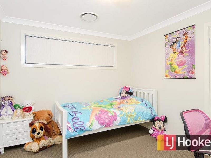 22 Fox Creek Circuit, Kellyville NSW 2155