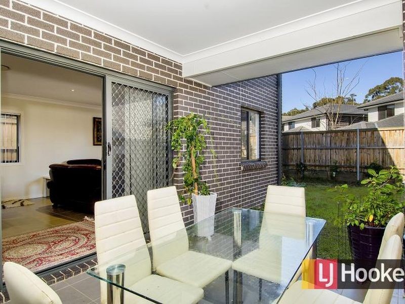 22 Fox Creek Circuit, Kellyville NSW 2155