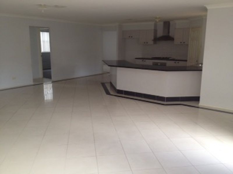 5 Salford Street, Stanhope Gardens NSW 2768