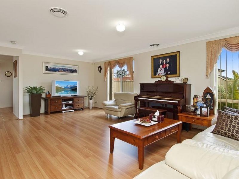 2 Bagala Street, Glenwood NSW 2768