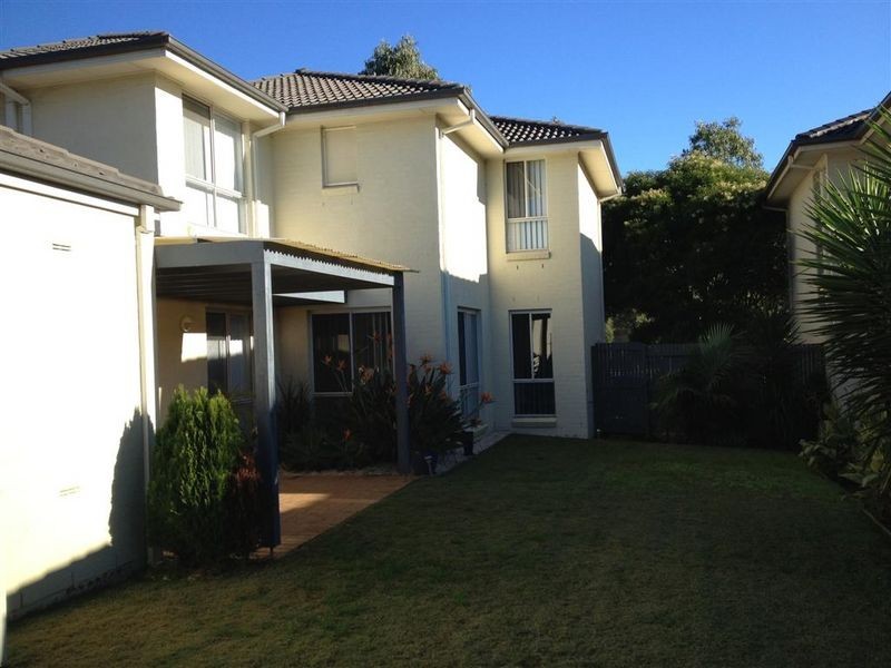 4 Castleford Terrace, Stanhope Gardens NSW 2768
