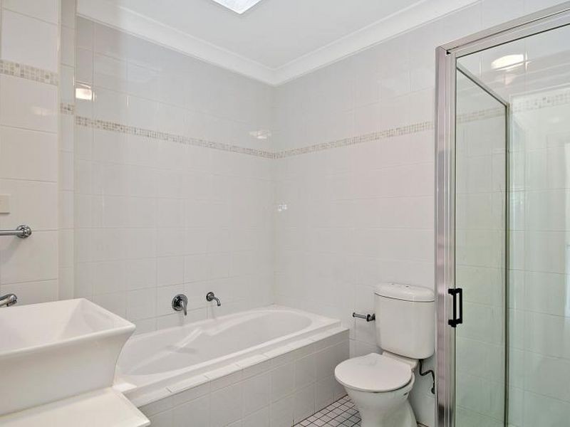 18/7-15 Purser Avenue, Castle Hill NSW 2154