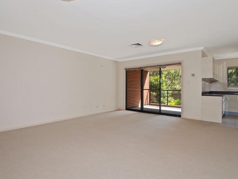 18/7-15 Purser Avenue, Castle Hill NSW 2154