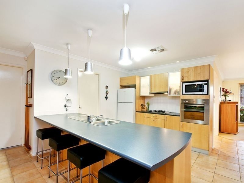 25 Bellbird Court, Quakers Hill NSW 2763