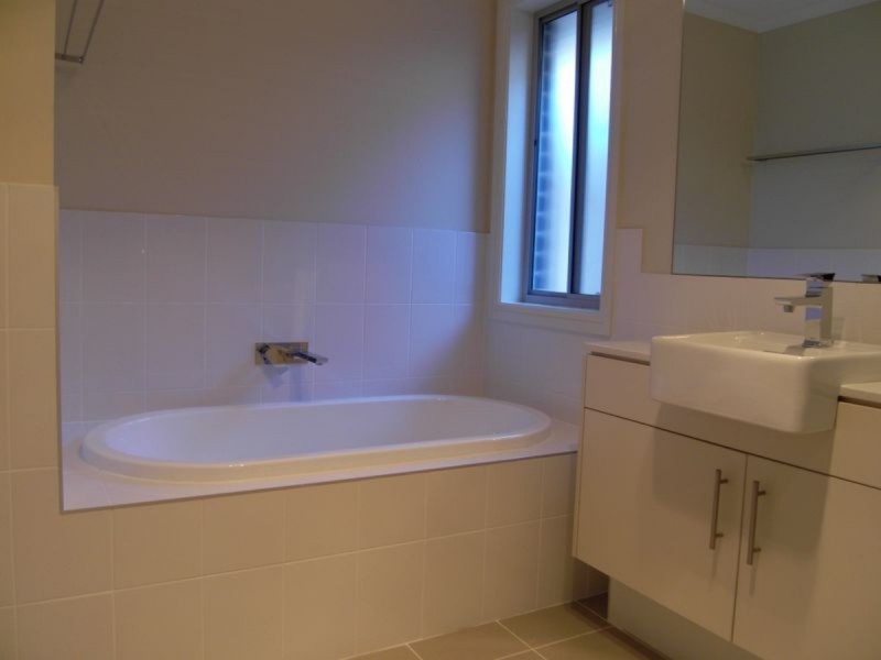 15 Honeymyrtle Circuit, Kellyville NSW 2155