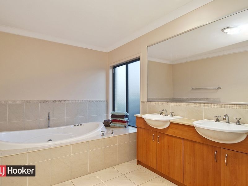 70 Coachman Crescent, Kellyville Ridge NSW 2155