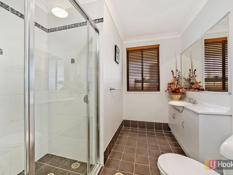 27 Greyfriar Place, Kellyville NSW 2155