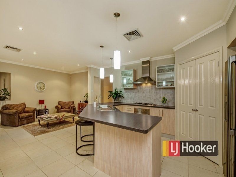 11 Elmstree Road, Stanhope Gardens NSW 2768