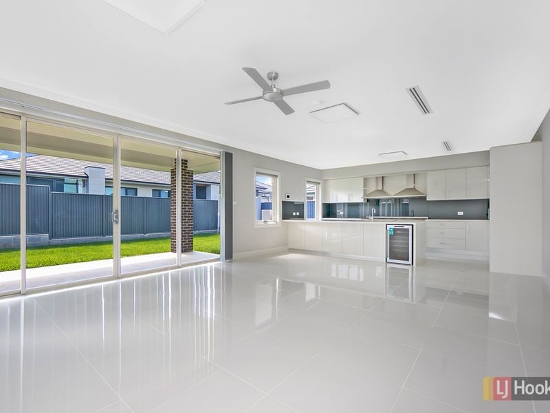 19 Corsica Way, Kellyville NSW 2155
