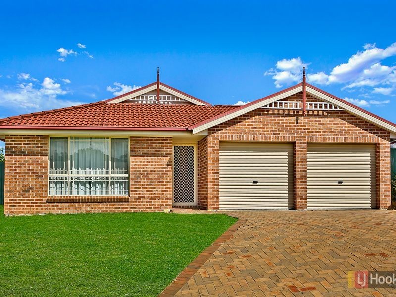 9 Refalo Pl, Quakers Hill NSW 2763