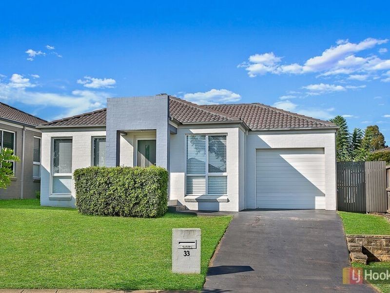 33 Ashtead Parade, Stanhope Gardens NSW 2768