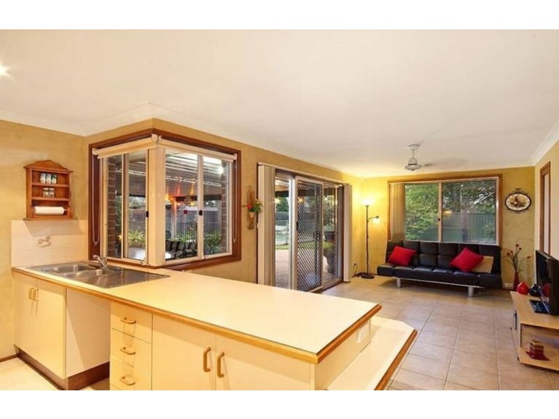 30 Zammit Avenue, Quakers Hill NSW 2763