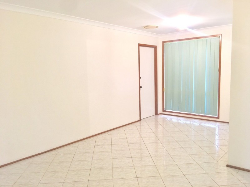 16 Mazari Grove, Stanhope Gardens NSW 2768