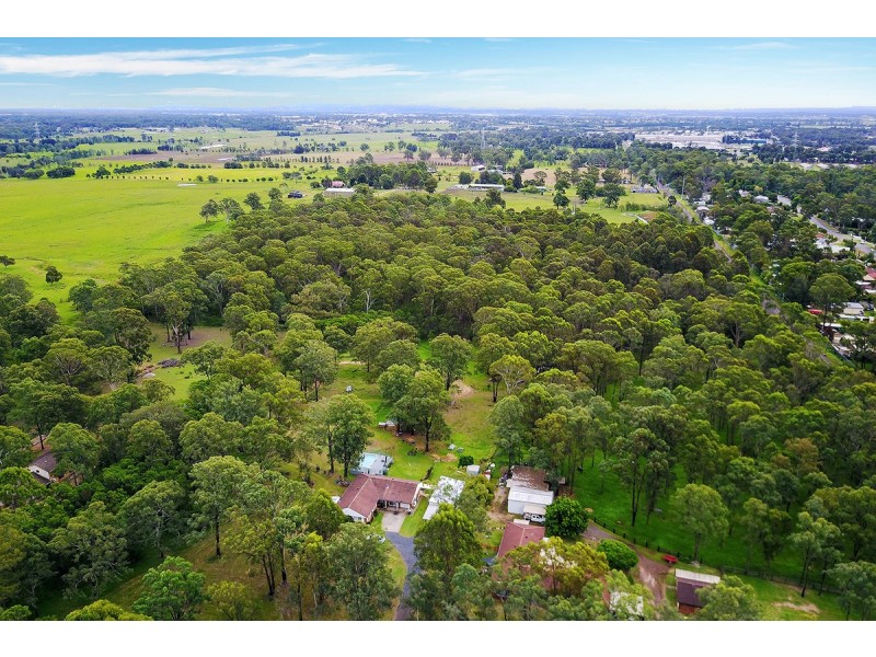 6 St James Road, Vineyard NSW 2765