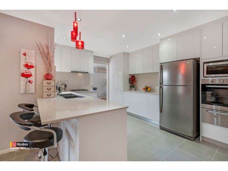 35 Phoenix Avenue, Stanhope Gardens NSW 2768