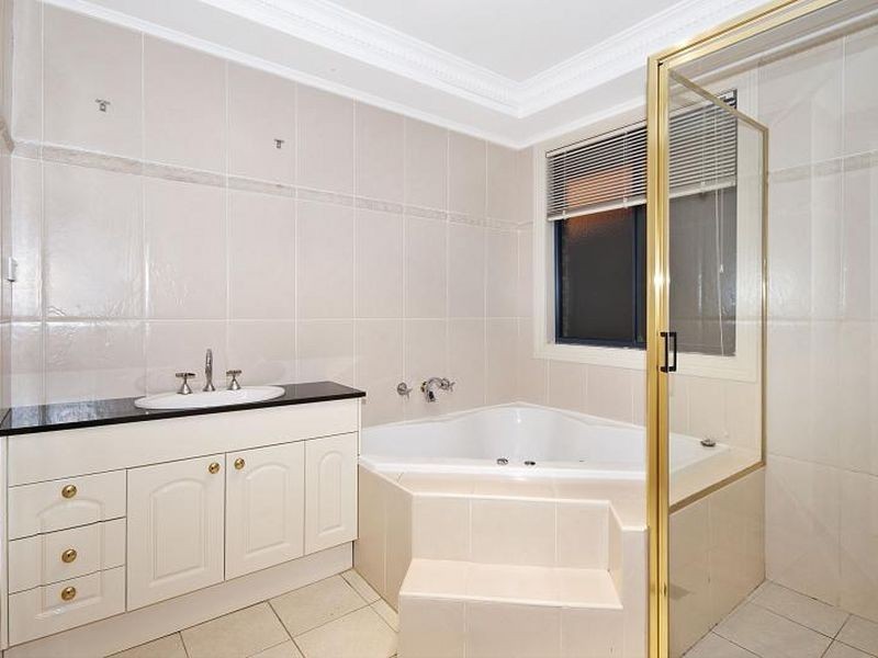 30 Forest Crescent, Beaumont Hills NSW 2155