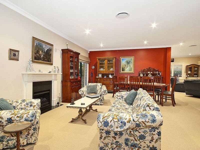 2 Chestnut Grove, Kellyville NSW 2155