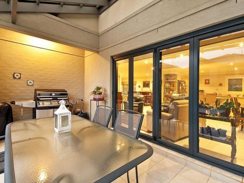 2 Chestnut Grove, Kellyville NSW 2155