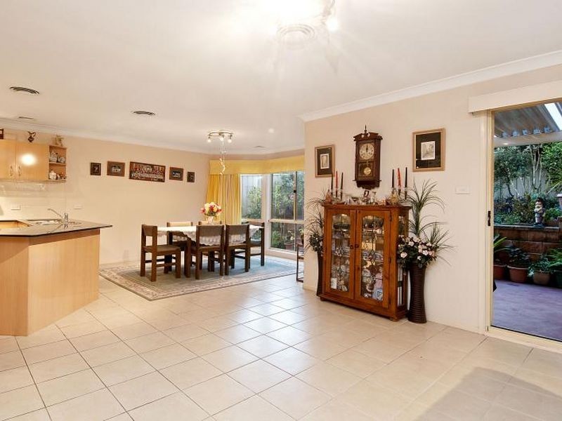 33 Softwood Avenue, Beaumont Hills NSW 2155